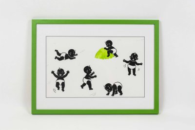 Cadre des illustrations originales de «Les différents bébés»de Laura Hedon - album «Les petites bêtes qui montent, qui montent…», publié aux éditions La poule qui pond. Partie 2-Dimensions ( 58x43cm)