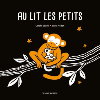 Une illustration originale double page « Bébé et petit lion font un câlin à leur maman » de Laura Hedon - album «Au lit les petits», publié aux éditions La poule qui pond.