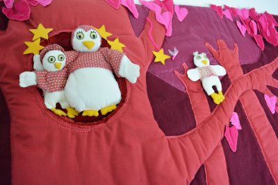 Raconte-tapis et ses personnages de l'album "Moi, je vais là !" (125x65 cm)
