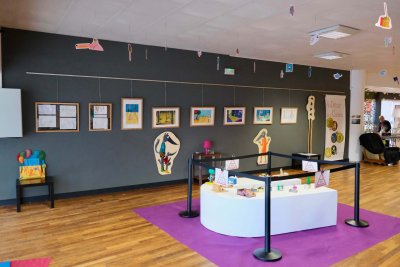 Mise en place au salon du livre jeunesse du pays de Lorient (2022)