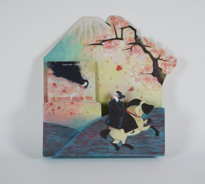 Avec l'album bien présenté à l'intérieur