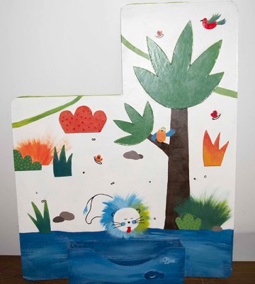 Porte-album mural pour pr&eacute;senter l'album Cam&eacute;lion avec son syst&egrave;me d'attache. Dimensions (37x46,5cm).