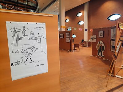 salle d'exposition à la Médiathèque de Mâcon juillet 2025