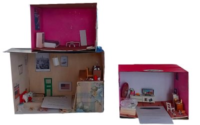 Ensemble de 3 maquettes d'ambiances de chambres adolescentes, refl&eacute;tant leurs aspirations.