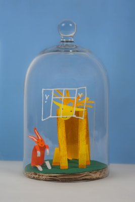 Mini saynète sous cloche "le grand cerf fait le lapin", réalisée par l'artiste