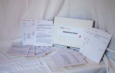 Présentation des éléments de signalétique de l'exposition: biographie, bibliographie, photo...