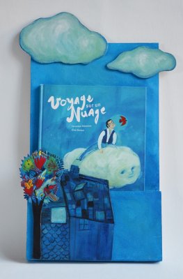 Porte-album avec le livre à l'intérieur.