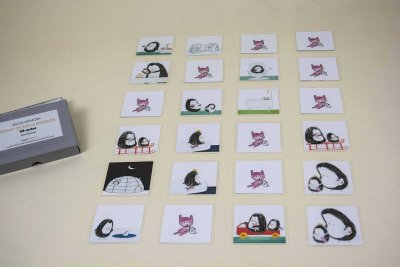 Jeu de memory constitu&eacute; de 24 cartes de 8x8 cm et leur bo&icirc;te de rangement.