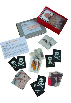 Jeu de m&eacute;moire de 20 paires de cartes avec leur bo&icirc;te de rangement et la r&egrave;gle de jeu. Dimensions (Lxlxh) :19x11x6 cm.