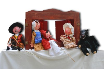 Personnages largement présentés.