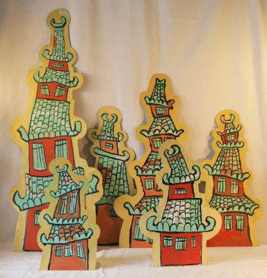 Décors de pagodes à suspendre au mur.